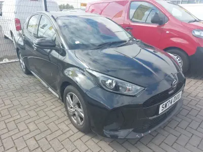 Używany Mazda 2 Exclusive-Line 116 KM (85 kW) 2024 Czarny Hatchback