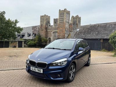 BMW 216
