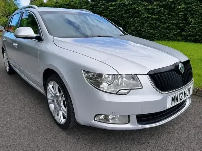 Second-hand Skoda Superb Elegance 140 CP (102 kW) 2012 Argintiu Break