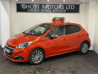 Used Peugeot 208 Allure 2017 Orange Hatchback