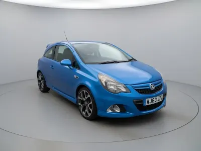 Begagnad Vauxhall Corsa 2013 Blå Halvkombi