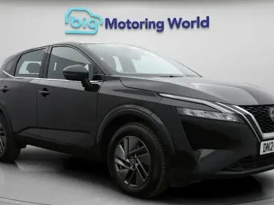 Used Nissan Qashqai Acenta Premium 140 HP (102 kW) 2024 Black SUV