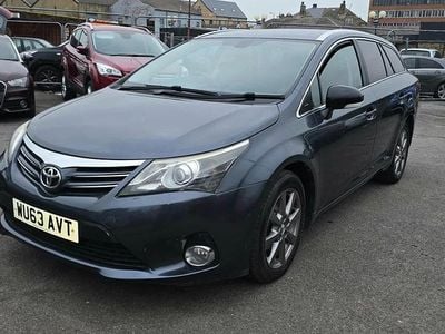 Blue Used 2013 Toyota Avensis Estate | £2,695 (Super price)