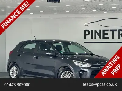 Used Kia Rio 76 HP (55 kW) 2017 Grey Hatchback