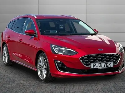 Used Ford Focus Vignale 123 HP (90 kW) 2021 Red Estate