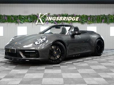 Porsche 911 Carrera 4 GTS
