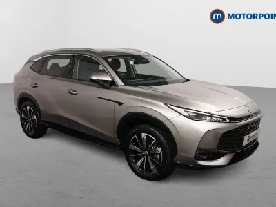 Usado MG HS SE 224 HP (164 kW) 2025 Prateado SUV