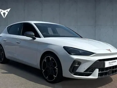 Used Cupra Leon 150 HP (110 kW) 2025 Glacial white Hatchback