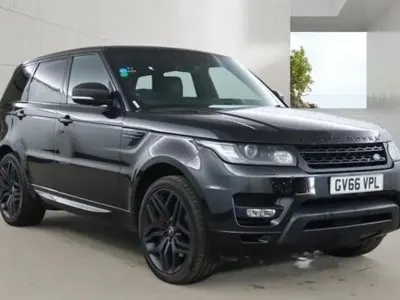 Käytetty Land Rover Range Rover Sport HSE Dynamic 306 HP (225 kW) 2017 Musta Katumaasturi