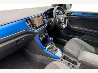 Usado VW T-Roc Cabriolet R-line 150 CV (110 kW) 2021 Azul Descapotable