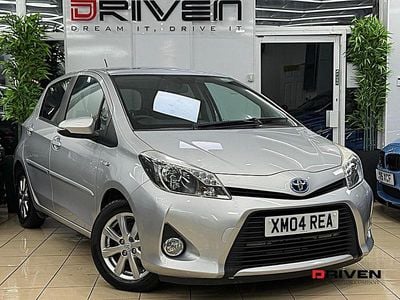 Silver Used 2012 Toyota Yaris Hybrid T4 Hatchback | £8,995 (Expensive)