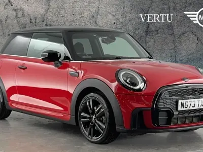 Używany Mini Cooper Premium 136 KM (100 kW) 2023 Czerwony Hatchback