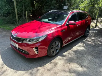 Used Kia Optima GT-Line S 141 HP (103 kW) 2017 Red Estate