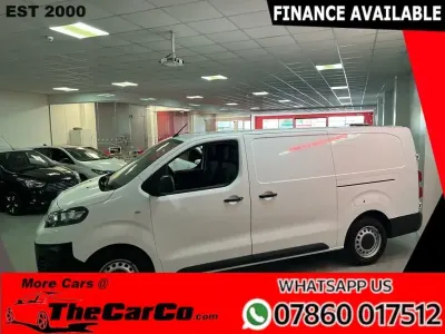 Używany Citroën Dispatch 2021 Biały Minivan