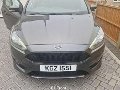 Used Ford Focus ST-Line X 125 HP (91 kW) 2017 Grey Hatchback