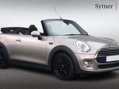 Silver Used 2017 Mini Cooper Hatchback | £12,500 (Good price)
