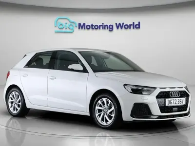 Used Audi A1 Sportback Sport 95 HP (69 kW) 2022 White Hatchback