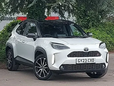 Used Toyota Yaris Hybrid Sport 116 HP (85 kW) 2023 White Estate