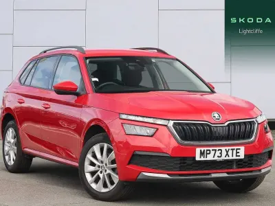 Used Skoda 110 R SE Drive 81 HP (59 kW) 2023 Velvet red metallic Estate