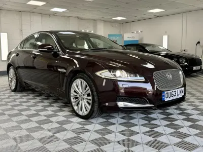 Used Jaguar XF Premium Luxury 240 HP (176 kW) 2013 Red Sedan