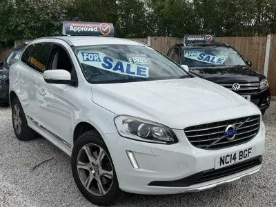 Usado Volvo XC60 SE Lux 181 HP (133 kW) 2014 Branco SUV