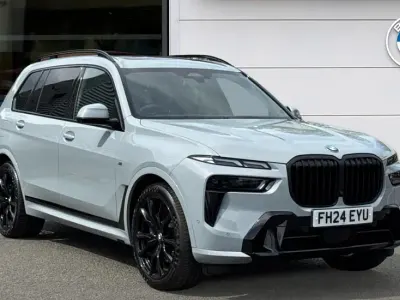 Begagnad BMW X7 M Sport 347 HK (255 kW) 2024 Grå SUV