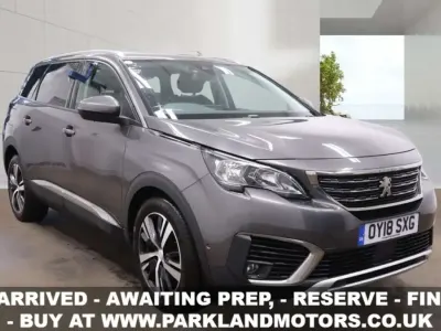 Używany Peugeot 5008 Allure 120 KM (88 kW) 2018 Szary SUV