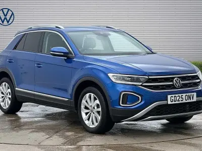 Used VW T-Roc Style 150 HP (110 kW) 2025 Blue SUV