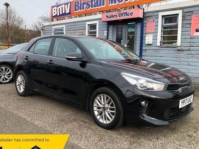 Used Kia Rio 77 HP (56 kW) 2017 Black Hatchback