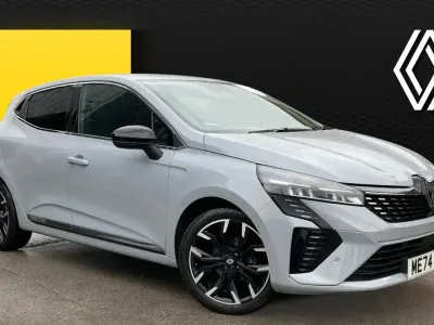 Used Renault Clio Techno 90 HP (66 kW) 2024 Grey Hatchback