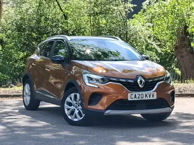 Second-hand Renault Captur Iconic 100 CP (73 kW) 2020 Portocaliu SUV