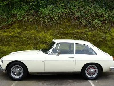 Used MG B GT 1967 White Coupe