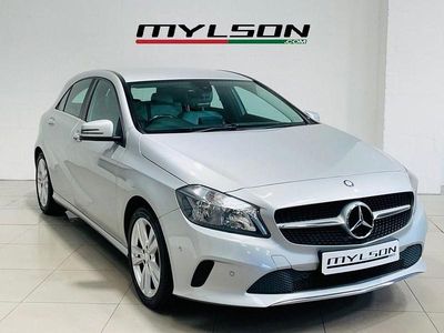 Used Mercedes A180 Executive 109 HP (80 kW) 2016 Silver Hatchback