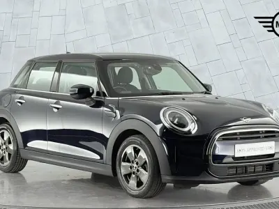Used Mini Cooper Classic 134 HP (98 kW) 2023 Black Hatchback
