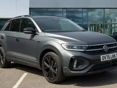 Begagnad VW T-Roc Black Edition 150 HK (110 kW) 2025 Grå SUV