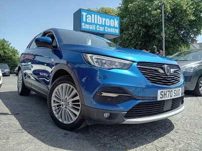 Used Vauxhall Grandland X Business Edition 130 HP (95 kW) 2020 Blue SUV