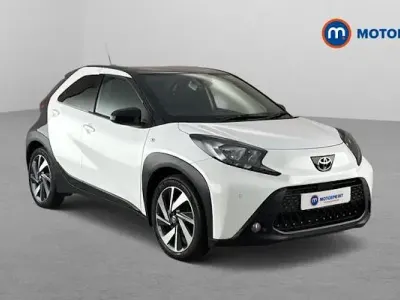 Used Toyota Aygo X 72 HP (52 kW) 2023 White SUV