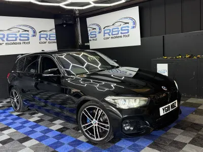 Usado BMW 118 Efficient Dynamics 2018 Negro Utilitario