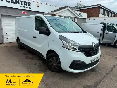 Used Renault Trafic Business 2018 White MPV