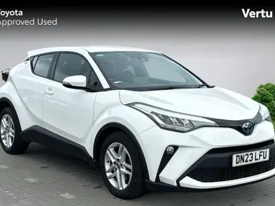 Used Toyota C-HR 122 HP (89 kW) 2023 White SUV