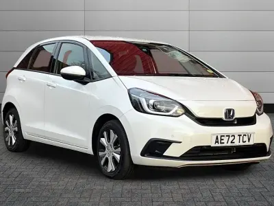 Used Honda Jazz Hybrid 109 HP (80 kW) 2022 White Hatchback