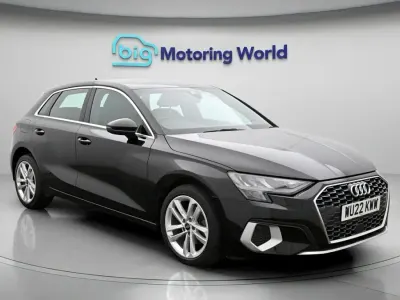 Begagnad Audi A3 Sportback Sport 2022 Svart Halvkombi