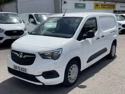 Used Vauxhall Combo Sportive 2020 White MPV
