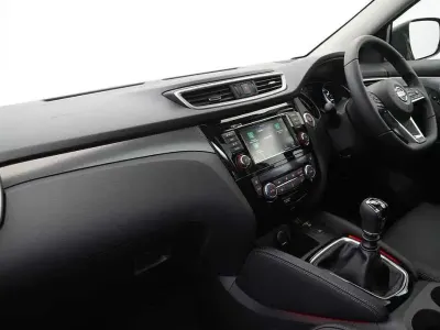 Used Nissan Qashqai N-Motion 138 HP (101 kW) 2021 Blue SUV