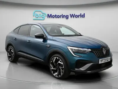 Gebraucht Renault Arkana Esprit Alpine 145 PS (106 kW) 2024 Blau SUV