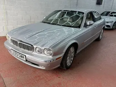 Used Jaguar XJ6 SE 2003 Silver Sedan