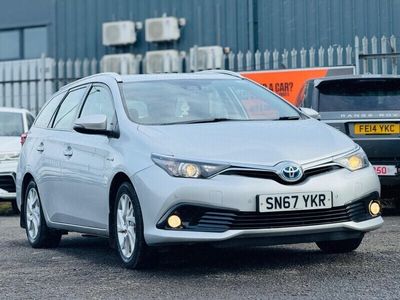 Toyota Auris Hybrid