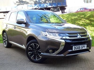 Mitsubishi Outlander P-HEV