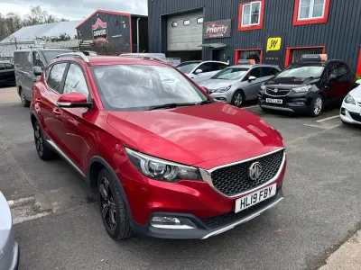 Używany MG ZS Exclusive 106 KM (77 kW) 2019 Czerwony SUV