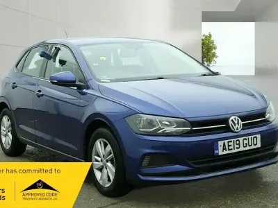 Used VW Polo SE 80 HP (58 kW) 2019 Blue Hatchback